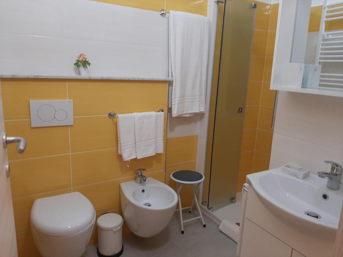 Justkey Hotel La Spezia Buitenkant foto