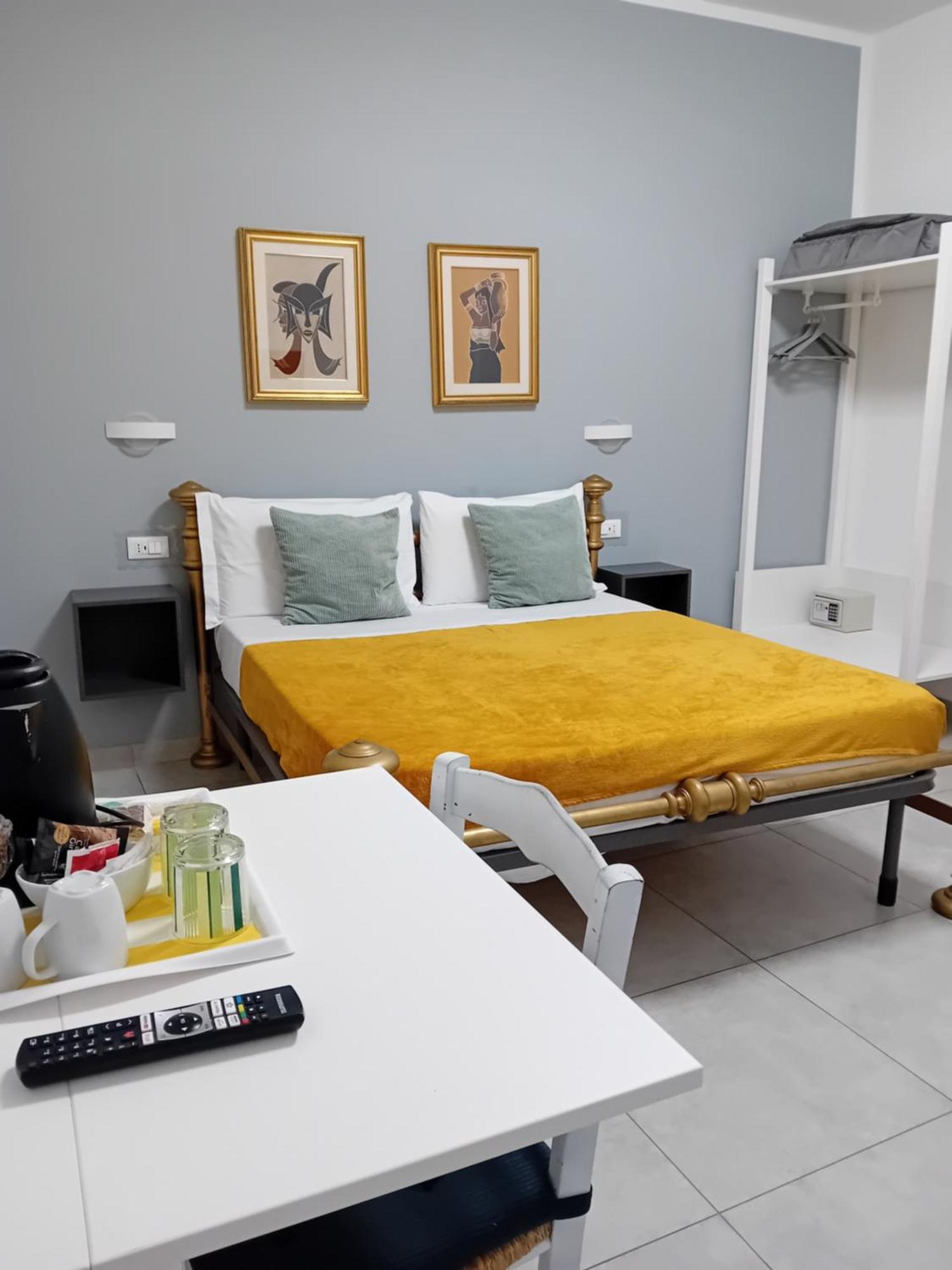 Justkey Hotel La Spezia Buitenkant foto