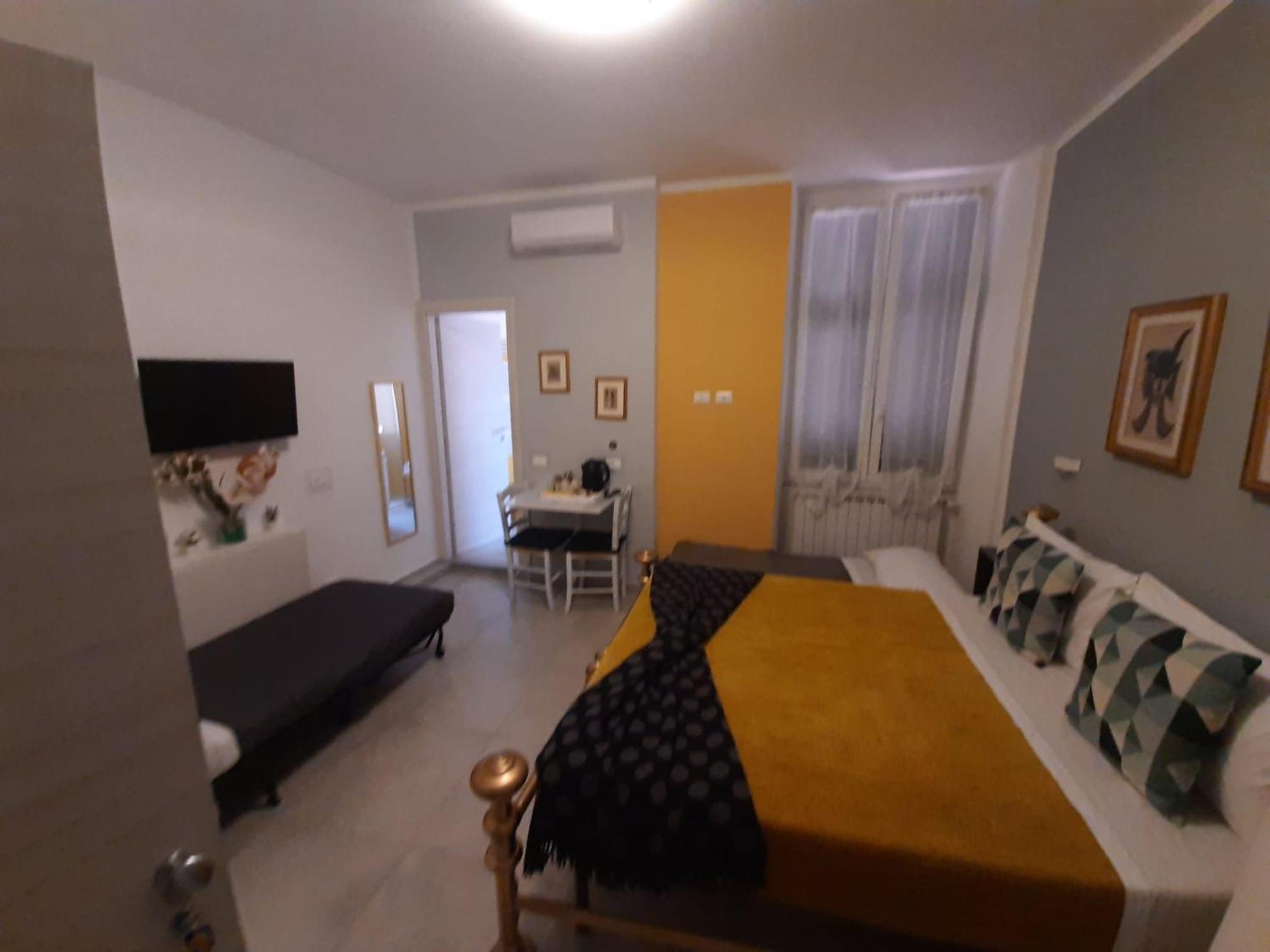 Justkey Hotel La Spezia Kamer foto